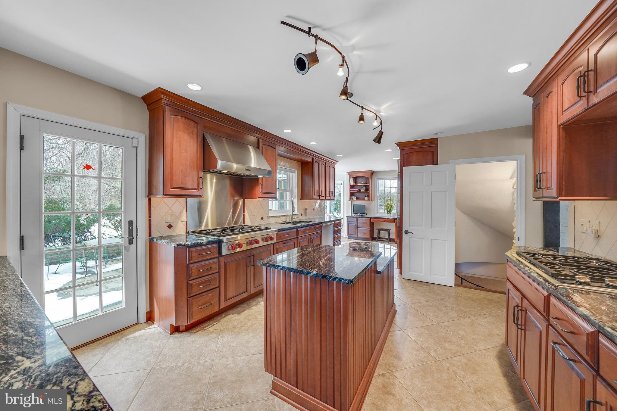 848 Goshen Road Newtown Square, PA 19073 - Photo 14 of 64