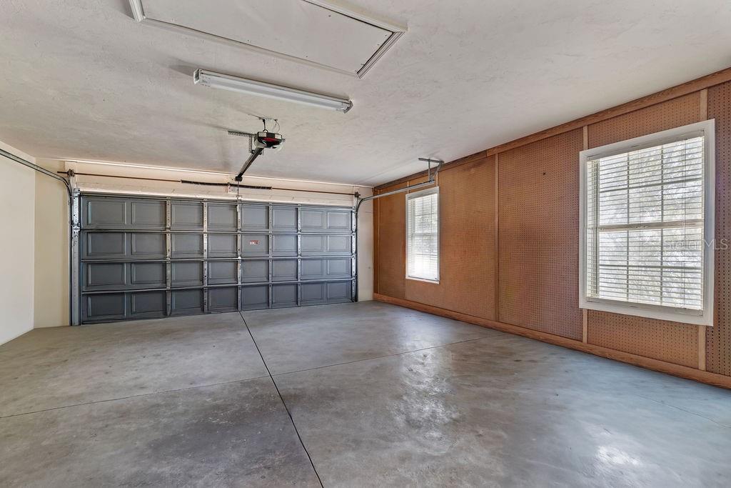 9590 Southwest 98th Avenue Gainesville, FL 32608 - Photo 25 of 25 a view of empty room with windows
