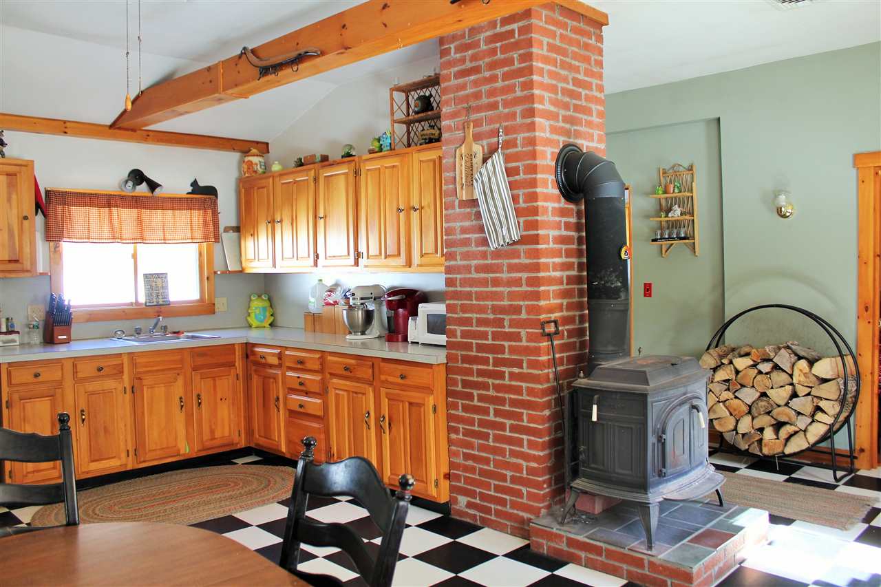 194 Miller Road Corinth, VT 05039 - Photo 3 of 16