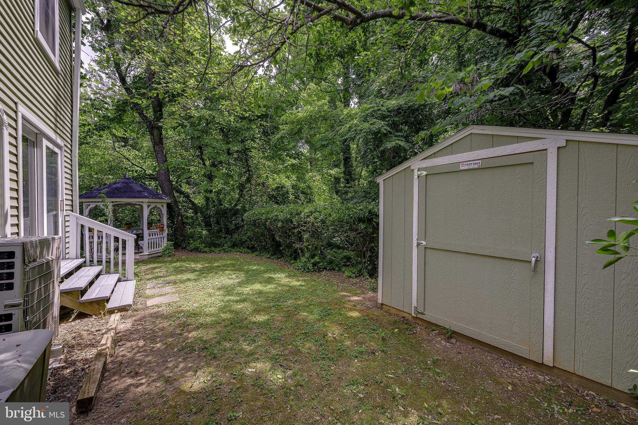 19 A Hillside Road Greenbelt, MD 20770 - Photo 11 of 37