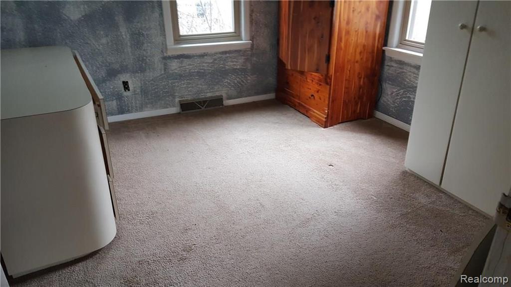 3269 Grant Road Rochester Hills, MI 48309 - Photo 10 of 11