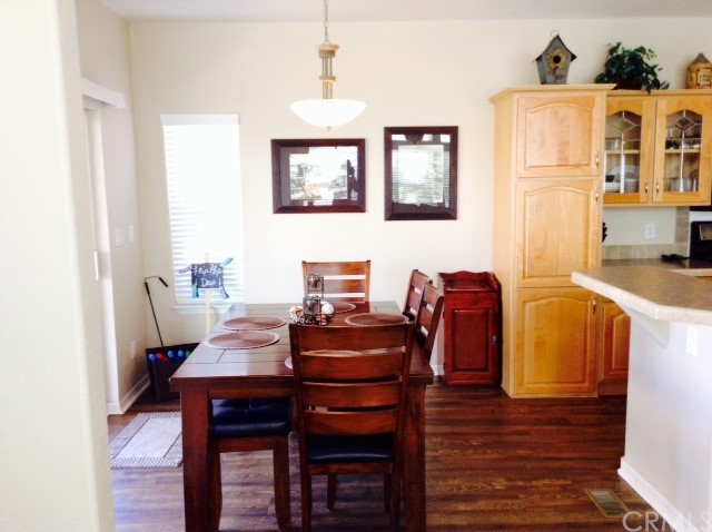 1133 Marina Drive Needles, CA 92363 - Photo 7 of 23 DINING ROOM