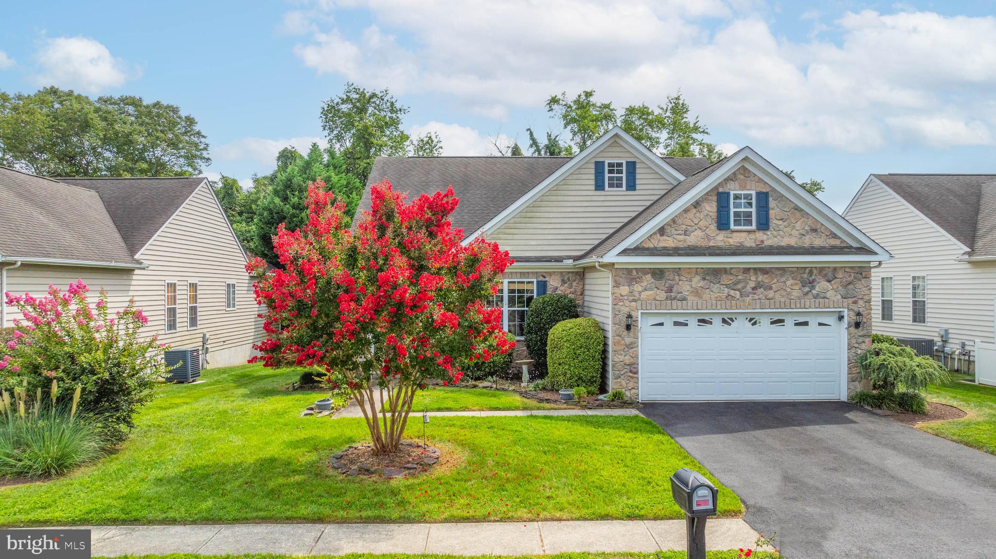 a front view of house with yard
