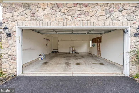 $524,999 | 35560 Dry Brook Drive, Rehoboth Beach, DE 19971