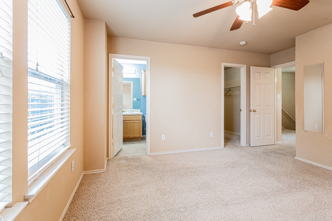 2724 Amberglow Court Round Rock, TX 78665 - Photo 12 of 18 en view interior of the house
