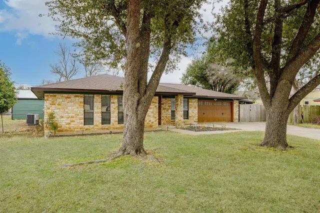 $445,000 | 1701 Cedar Creek Cove, Round Rock, TX 78681