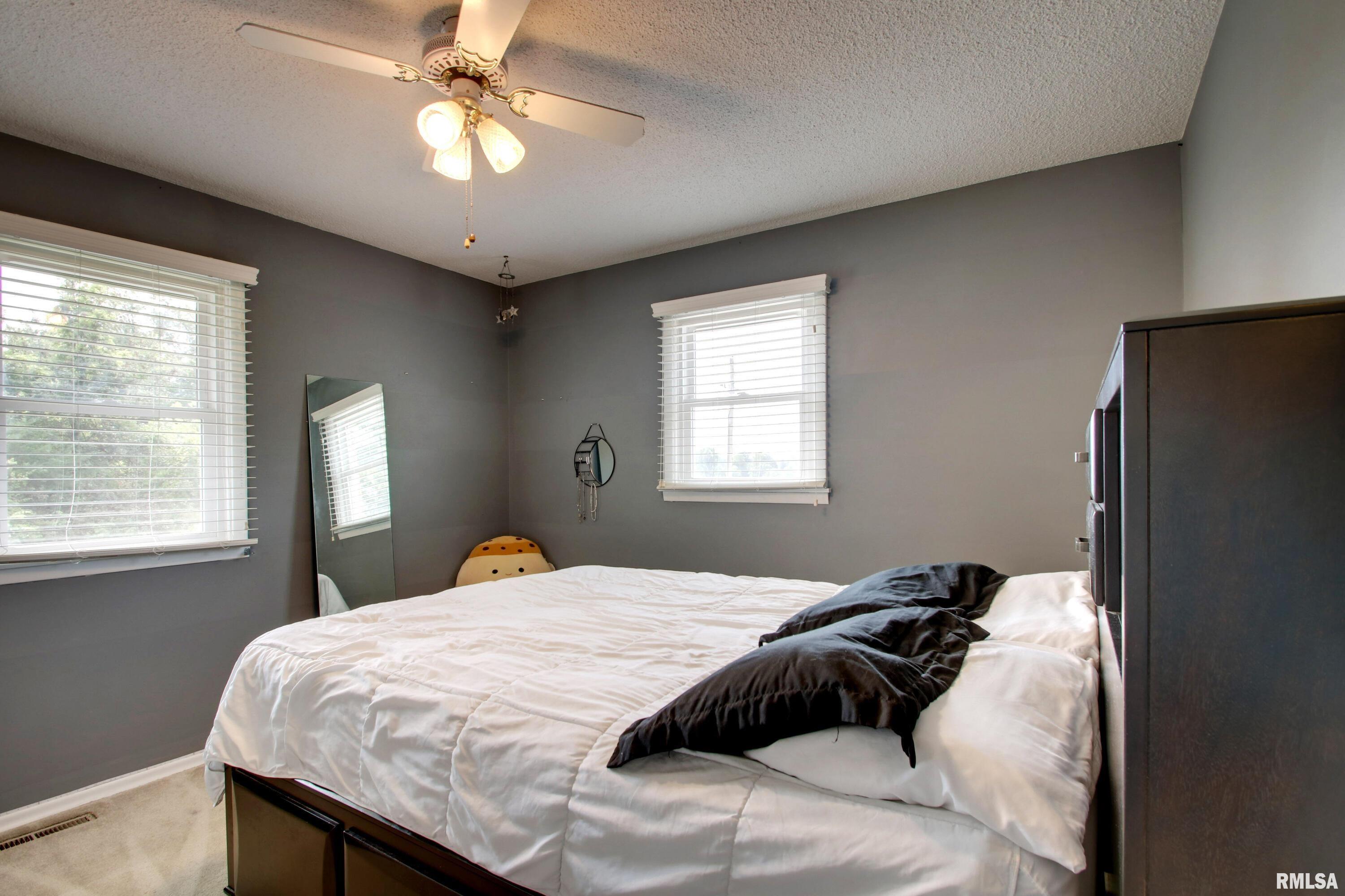 1826 Rim Road Quincy, IL 62305 - Photo 11 of 25 Gallery Image 11
