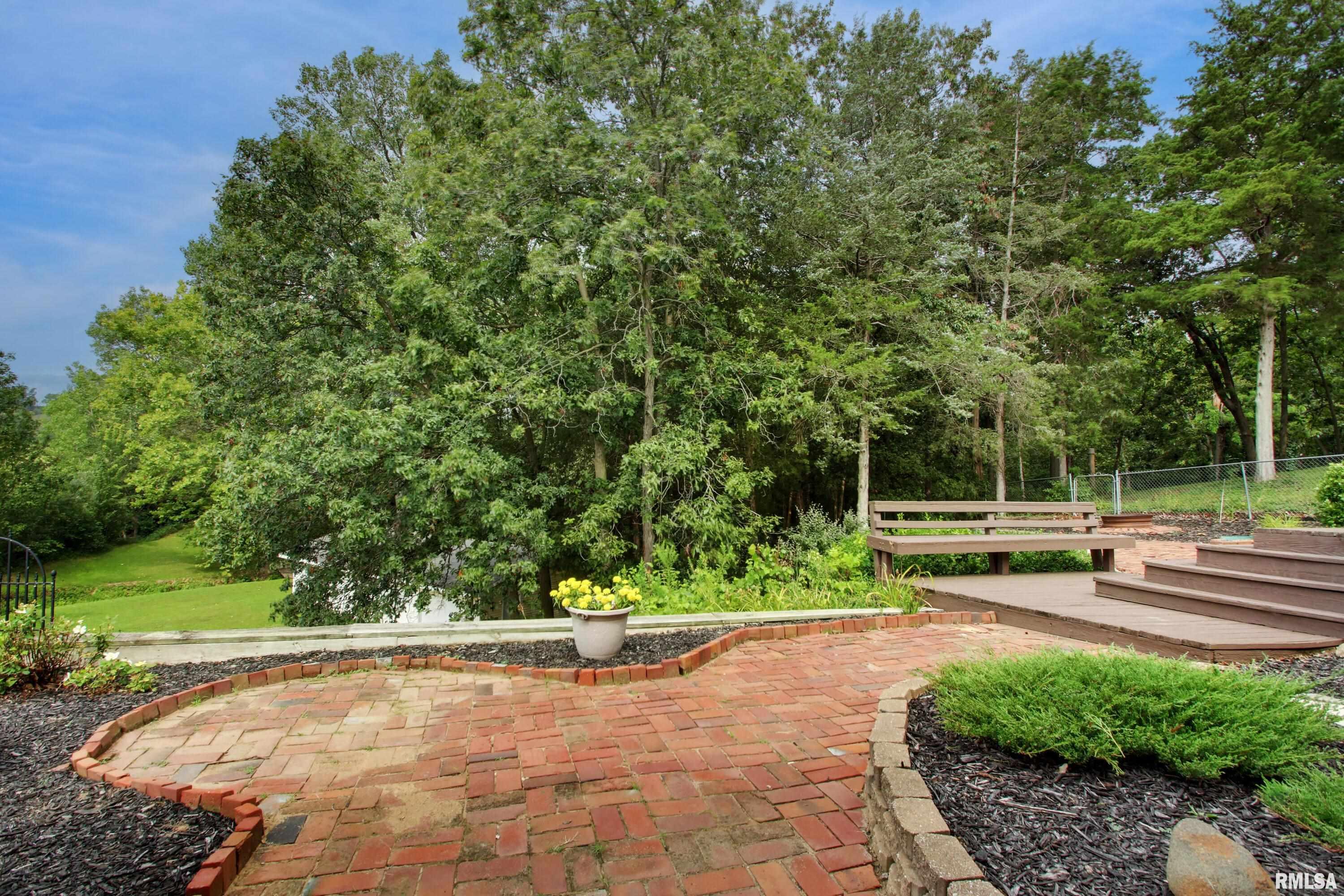 1826 Rim Road Quincy, IL 62305 - Photo 21 of 25 Gallery Image 21