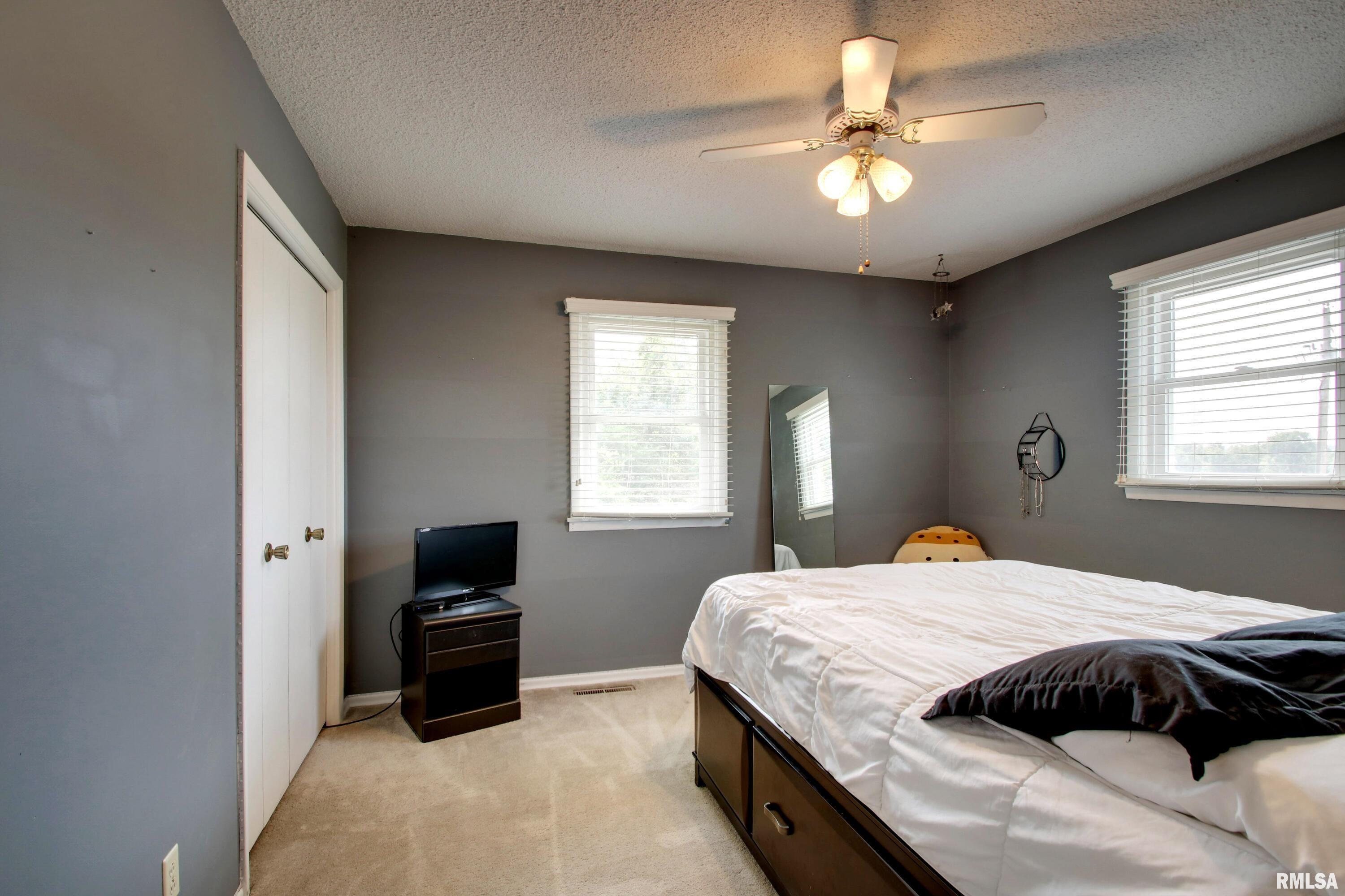 1826 Rim Road Quincy, IL 62305 - Photo 10 of 25 Gallery Image 10