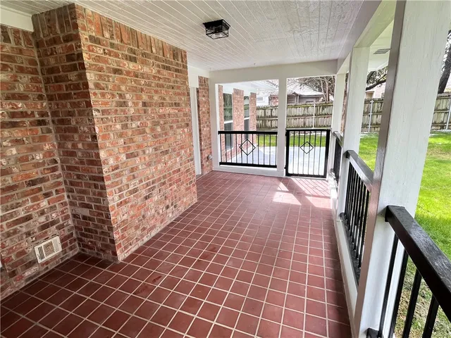 $395,000 | 2507 Oak Circle, Bryan, TX 77802