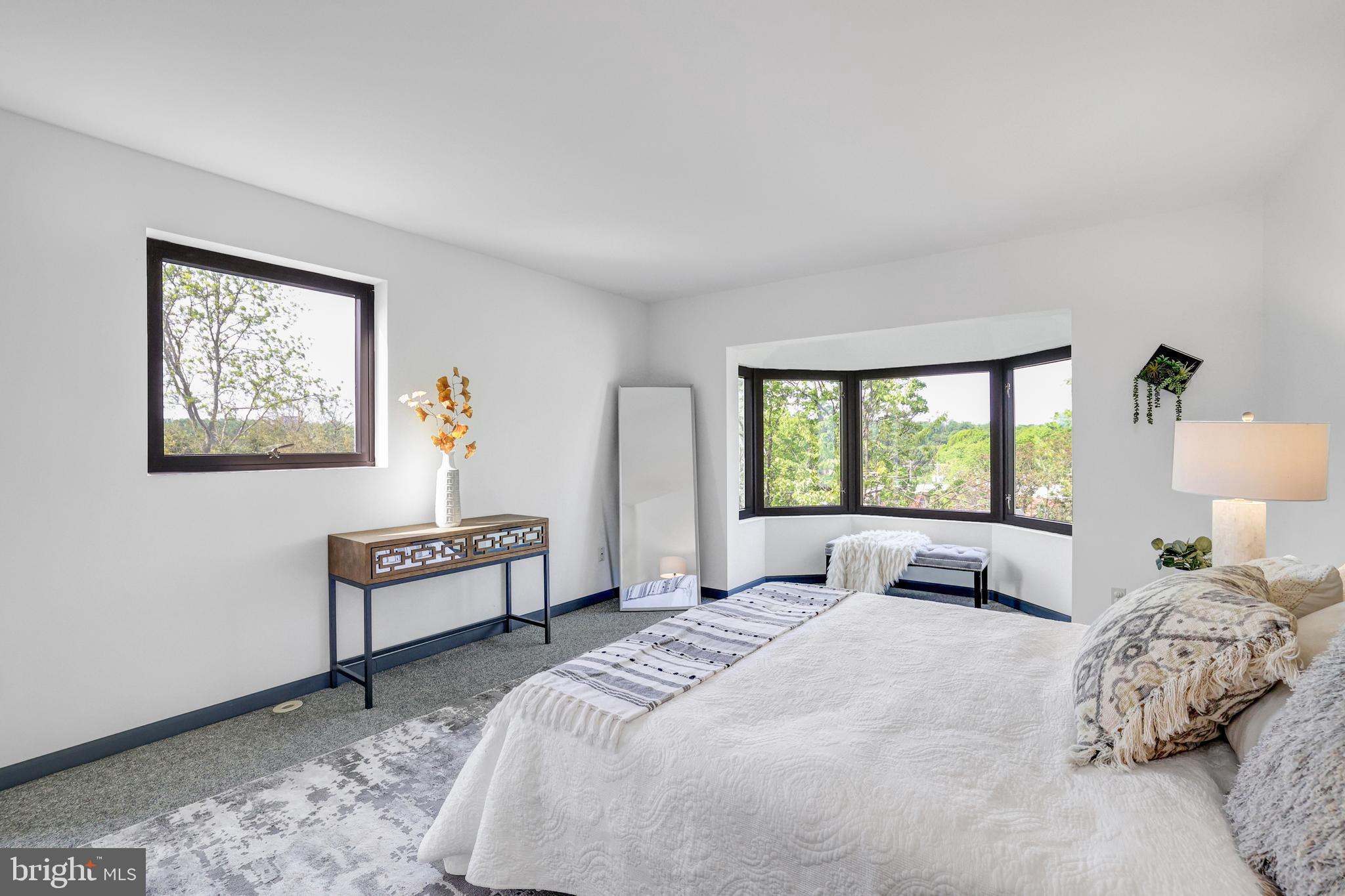 1452 Foxhall Road Northwest Washington, DC 20007 - Photo 48 of 72 Primary Suite