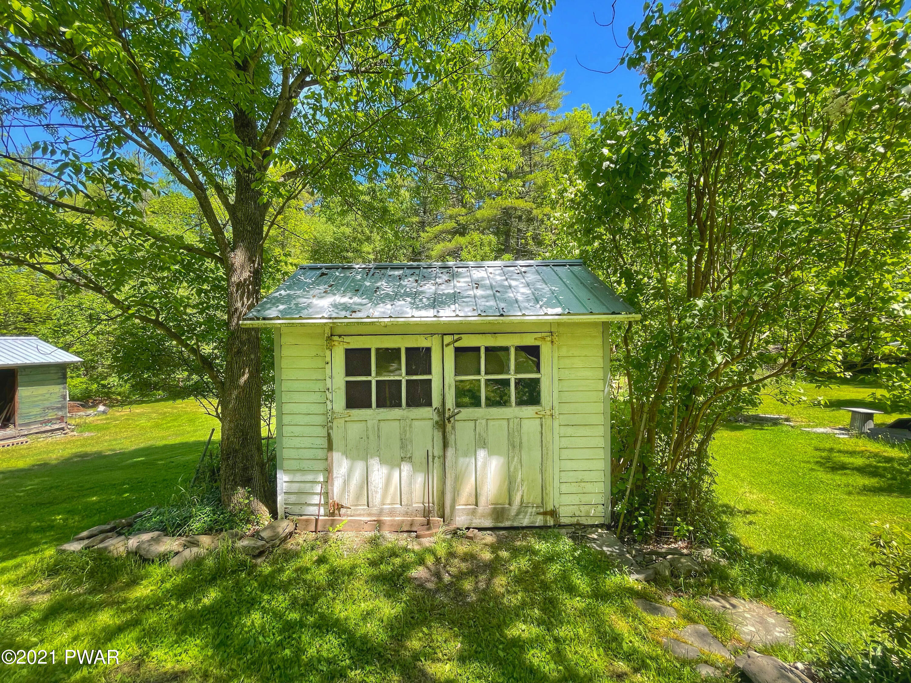 120 Bee Hollow Road Shohola, PA 18458 - Photo 6 of 38