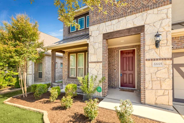 $2,600 | 22025 Abigail Way, Pflugerville, TX 78660