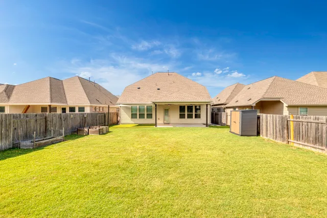 $2,600 | 22025 Abigail Way, Pflugerville, TX 78660