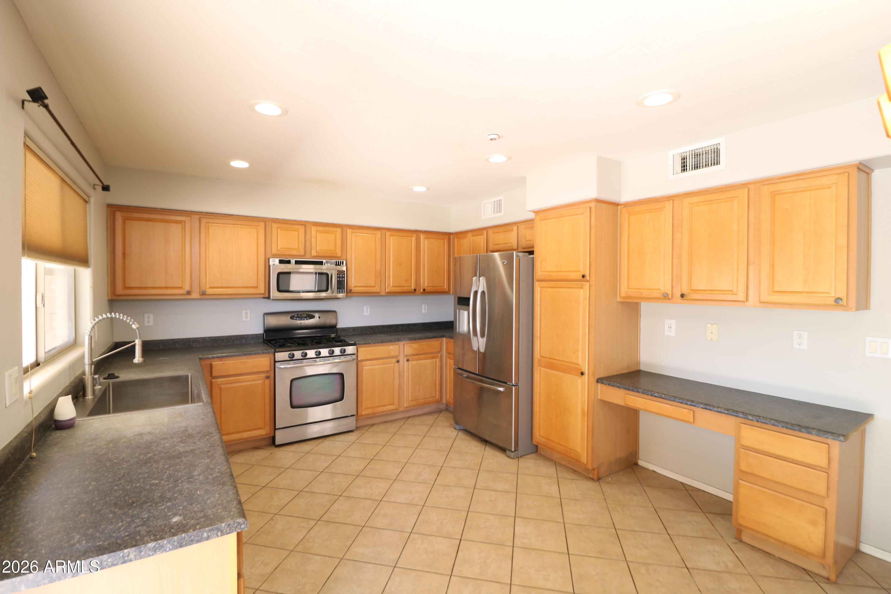 17059 West Northampton Road Surprise, AZ 85374 - Photo 4 of 21 Kitchen