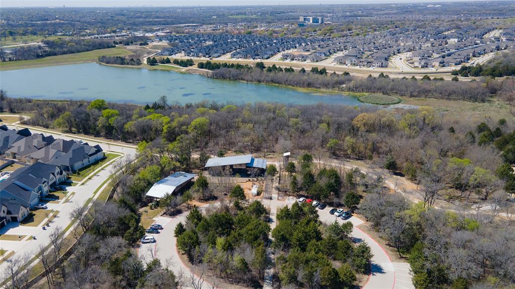 4828 Celestial Road McKinney, TX 75071 - Photo 31 of 32 Gallery Image 31
