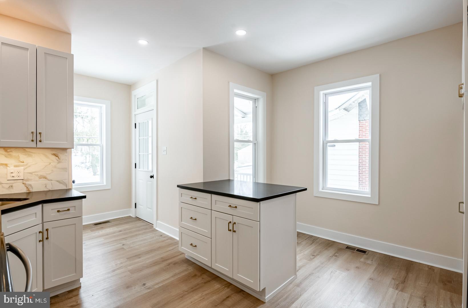 221 Garfield Road Bernville, PA 19506 - Photo 11 of 23