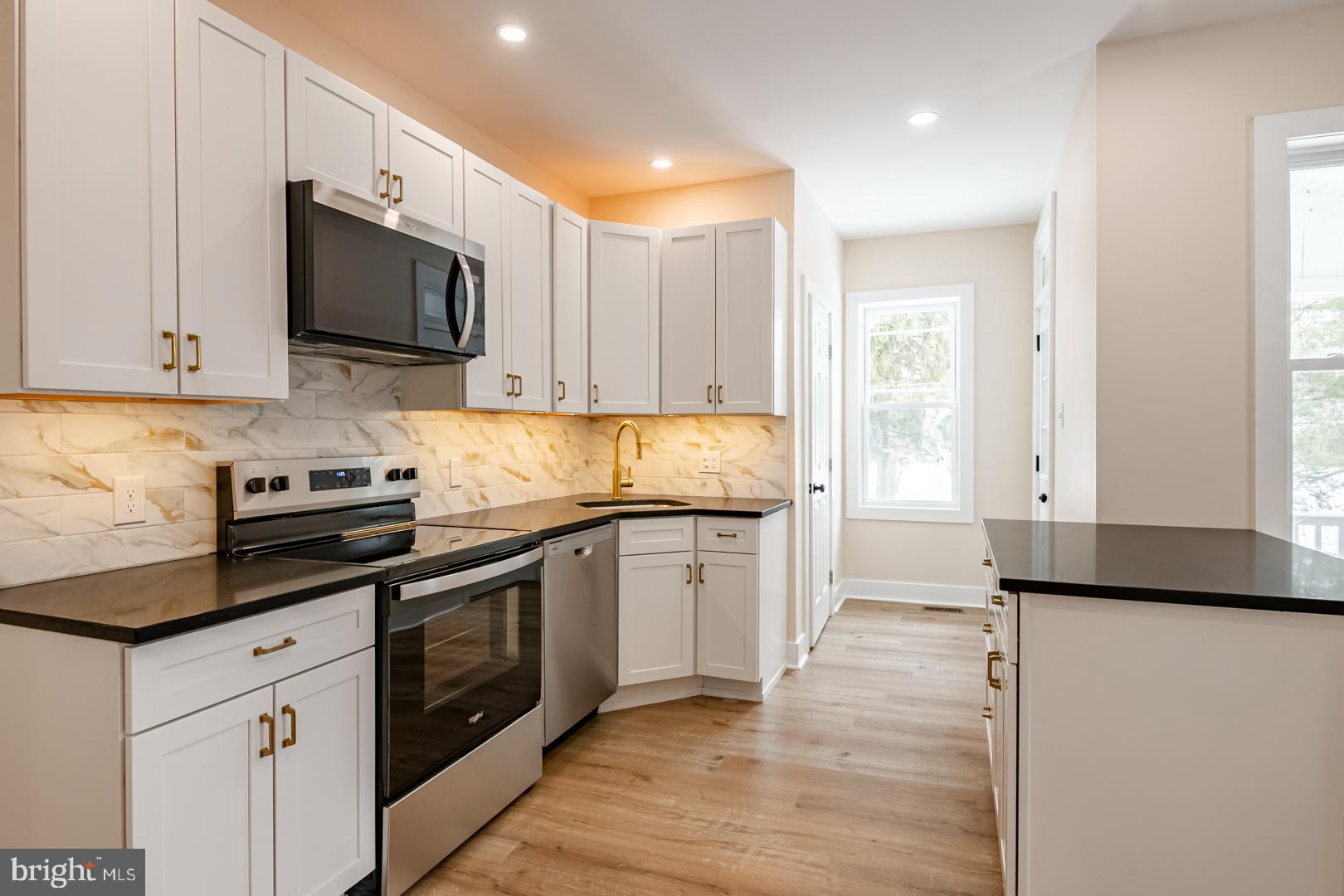 221 Garfield Road Bernville, PA 19506 - Photo 8 of 23