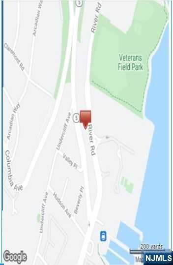 1072 River Road Edgewater, NJ 07020 - Photo 2 of 6