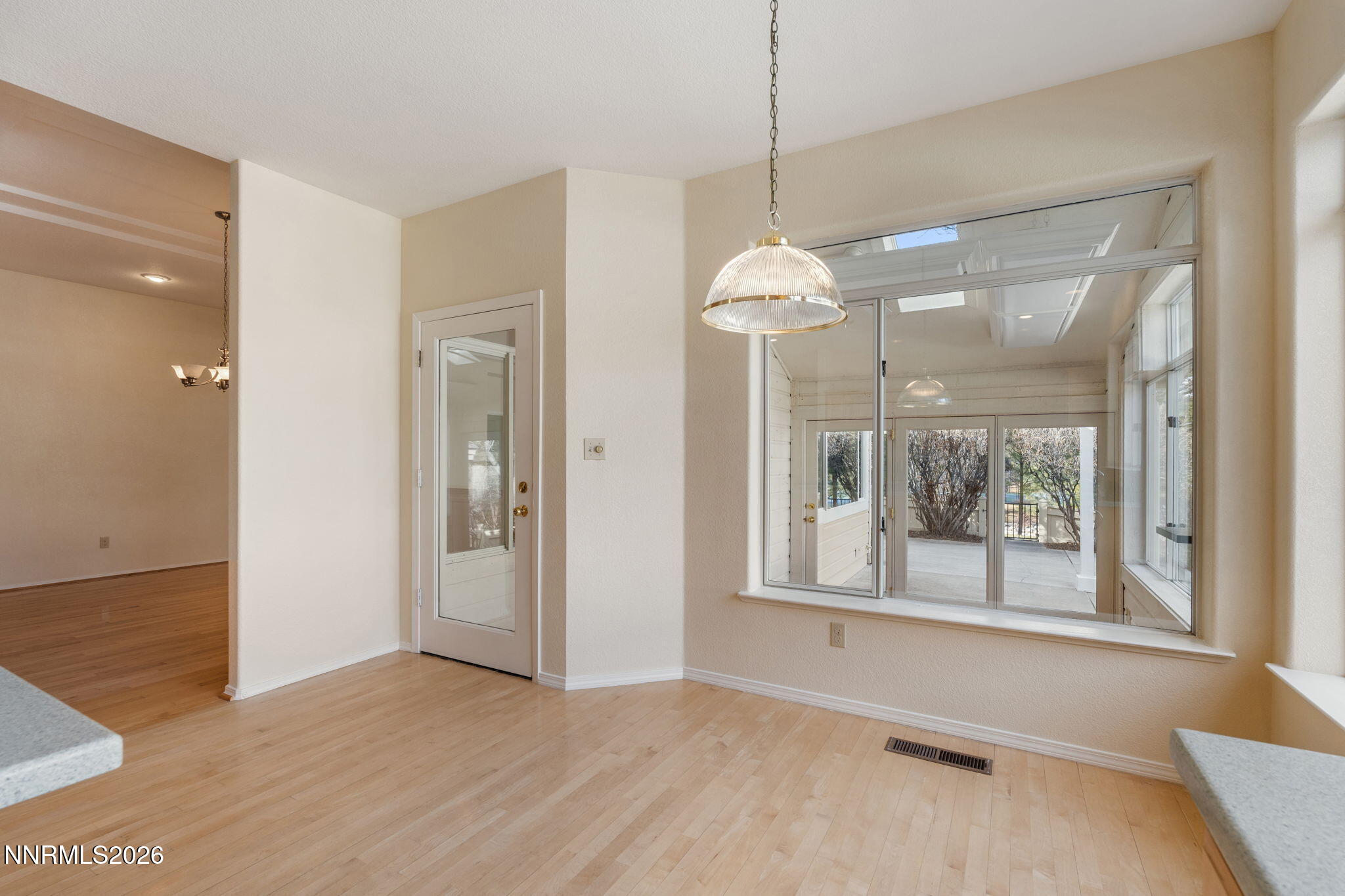 4005 Nemaha Creek Court Reno, NV 89519 - Photo 17 of 32 19-web-or-mls-DSC09876