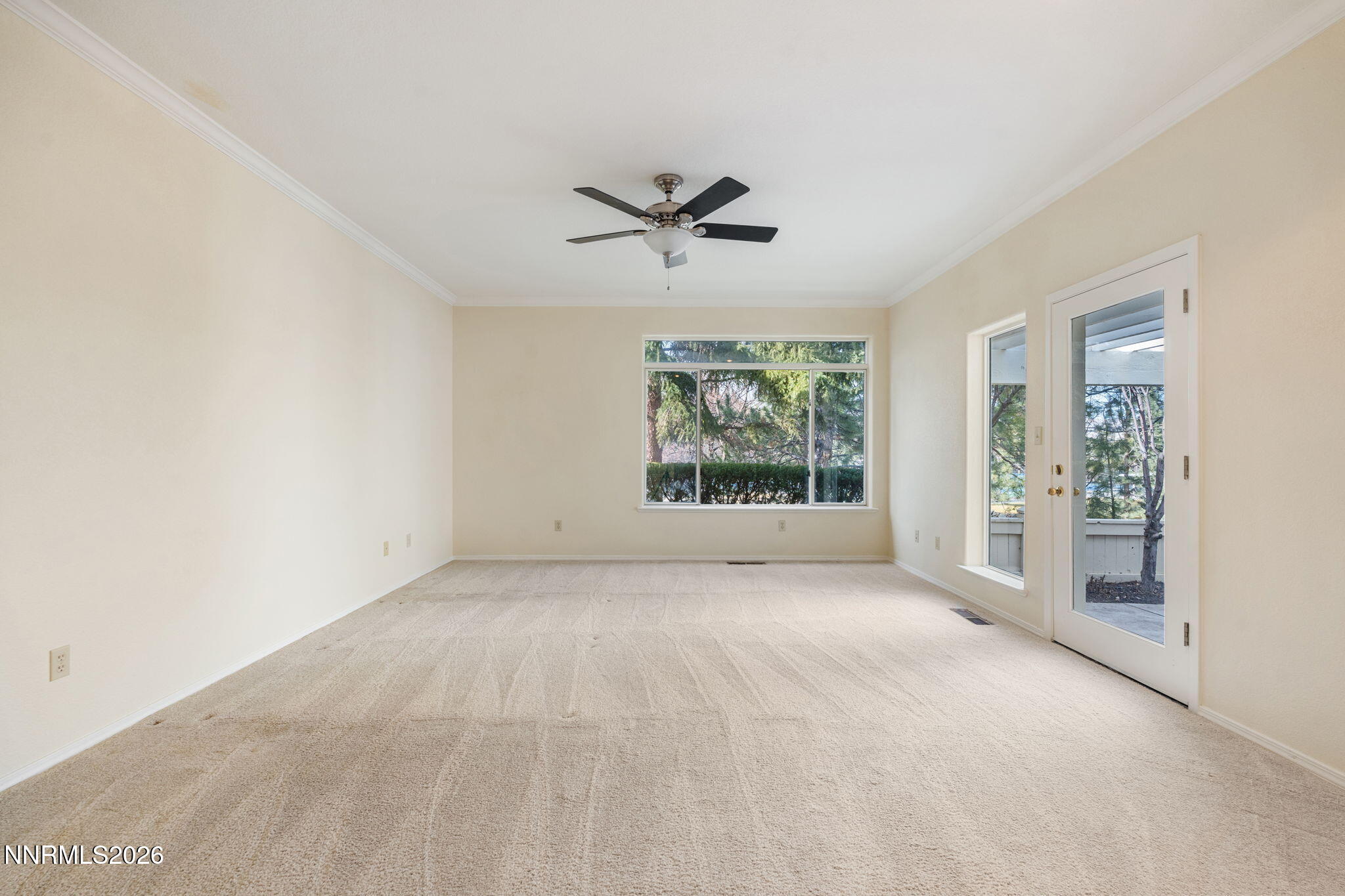 4005 Nemaha Creek Court Reno, NV 89519 - Photo 19 of 32 21-web-or-mls-DSC09816