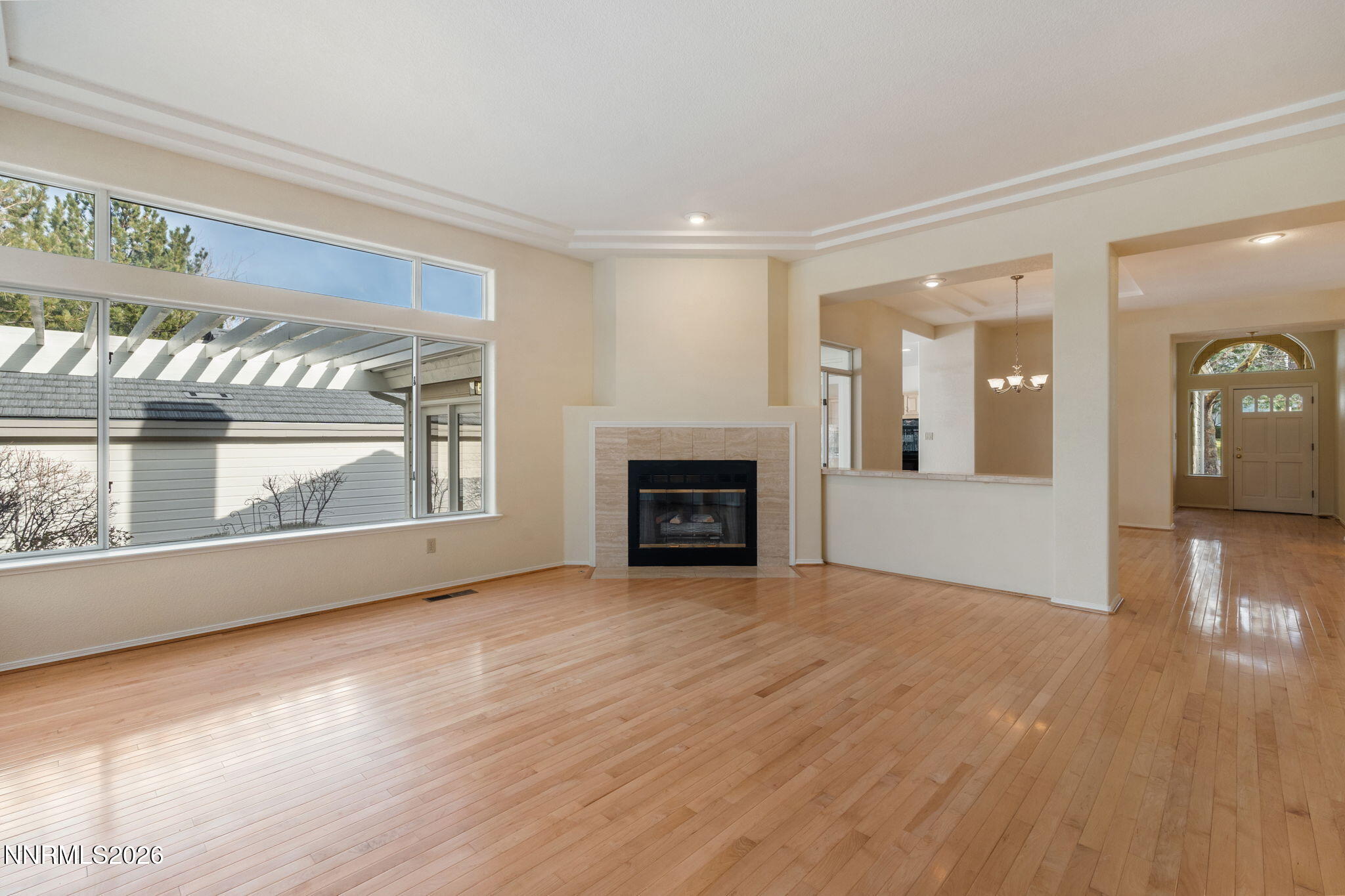 4005 Nemaha Creek Court Reno, NV 89519 - Photo 7 of 32 9-web-or-mls-DSC09911