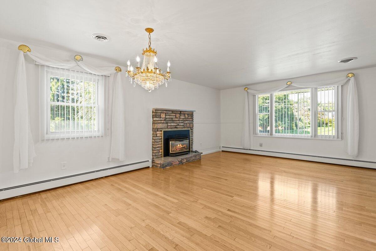 179 Russell Road Albany, NY 12203 - Photo 4 of 21 179 4