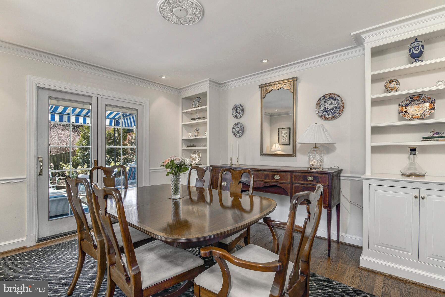5700 Marengo Road Bethesda, MD 20816 - Photo 26 of 58 Dining room with sliding doors to Patio