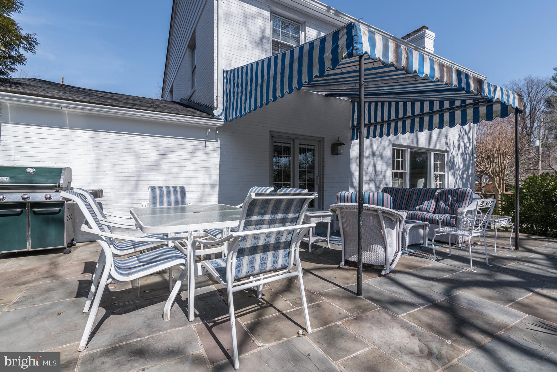 5700 Marengo Road Bethesda, MD 20816 - Photo 32 of 58 Upper Patio