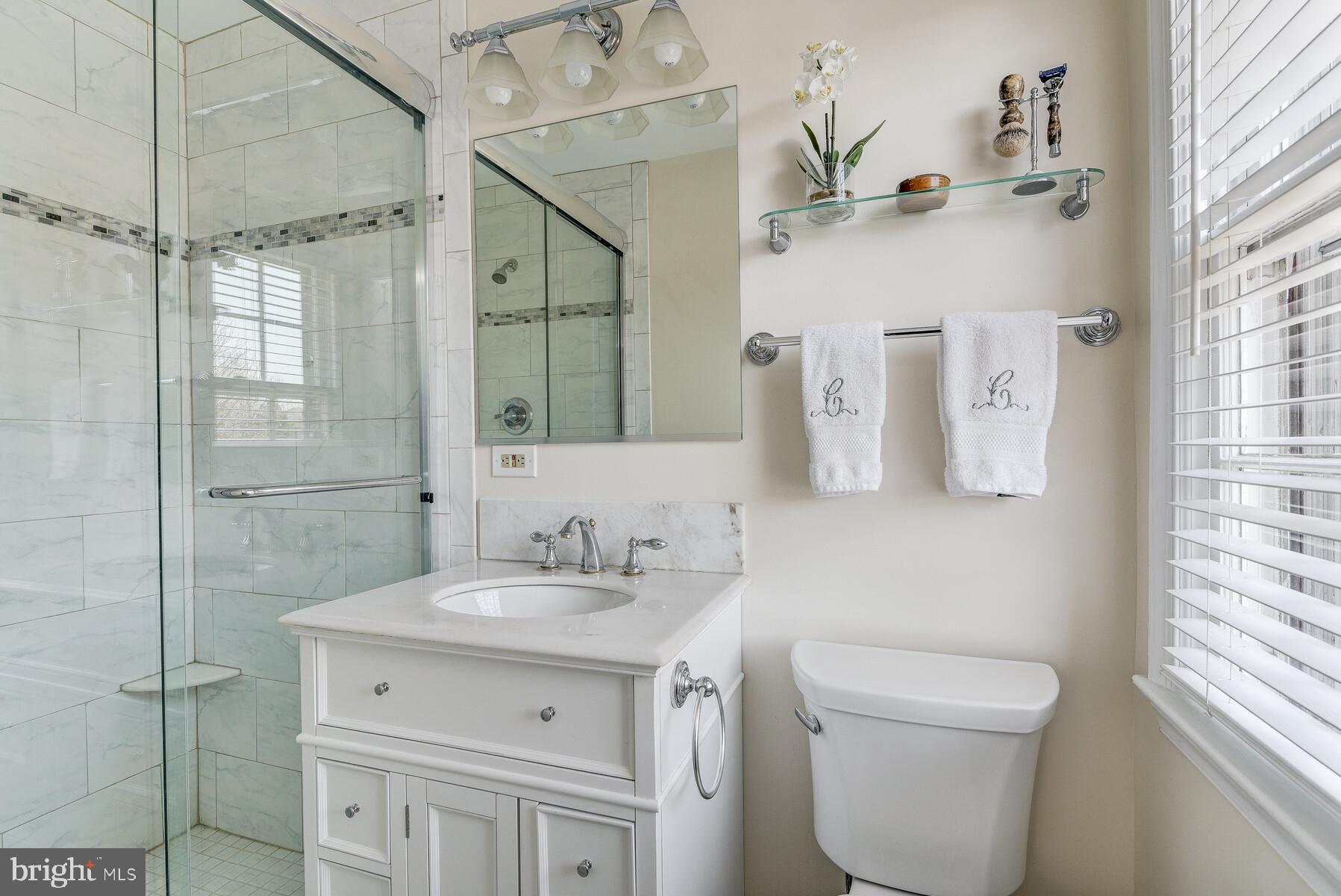 5700 Marengo Road Bethesda, MD 20816 - Photo 44 of 58 Owner's Bath, en-suite