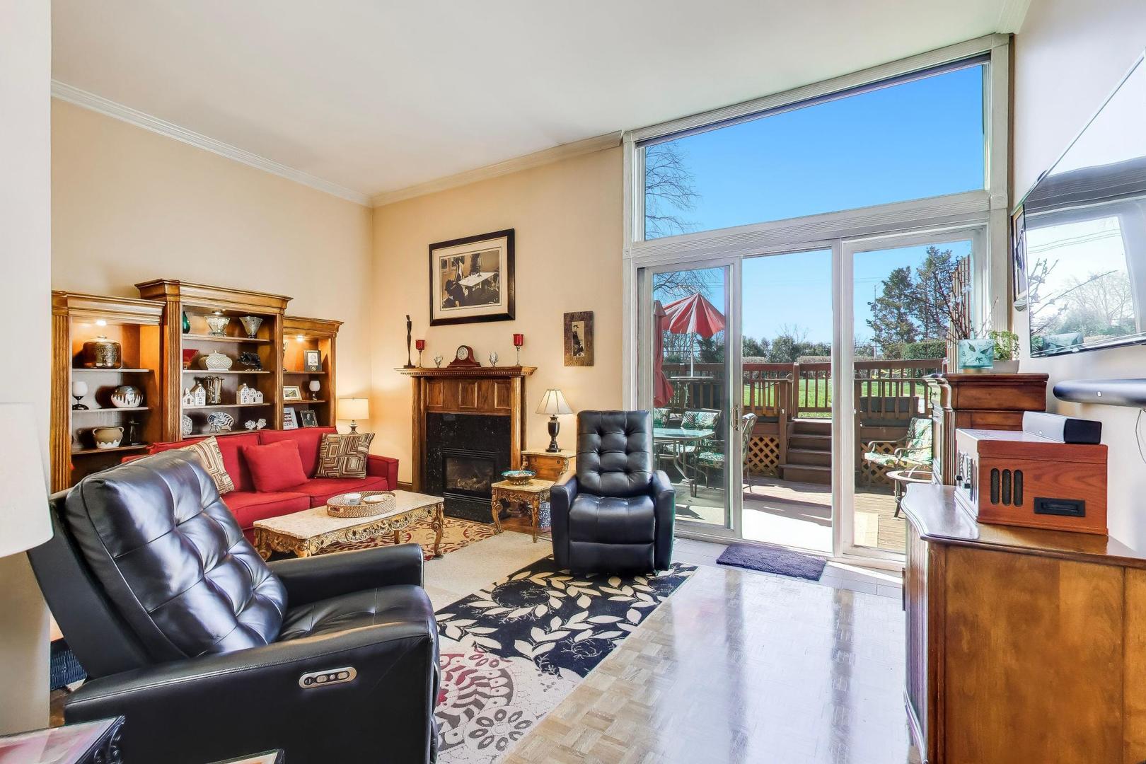 1 Maple Tree Court Elmhurst, IL 60126 - Photo 8 of 34