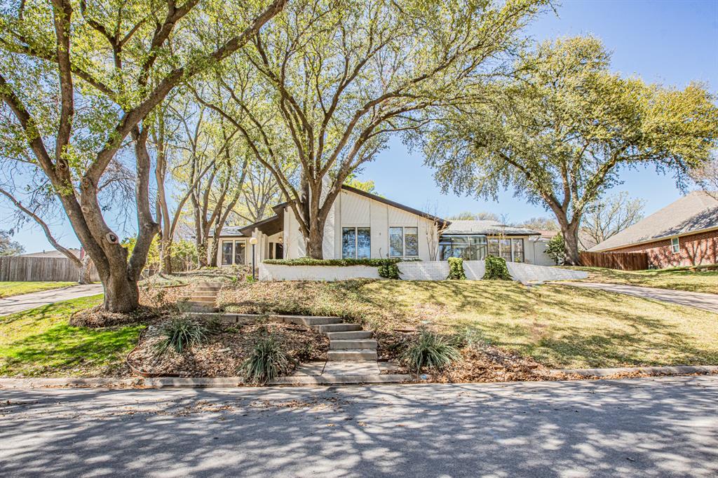 18 Crosslands Road Benbrook, TX 76132 - Photo 2 of 39 House sits high so plenty of privacy from street.