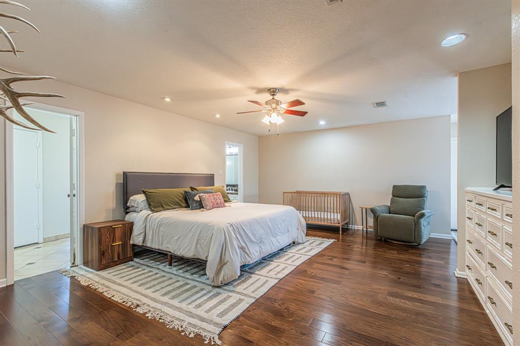 18 Crosslands Road Benbrook, TX 76132 - Photo 24 of 39