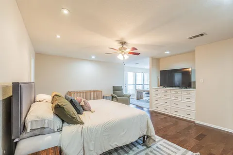 $687,000 | 18 Crosslands Road, Benbrook, TX 76132