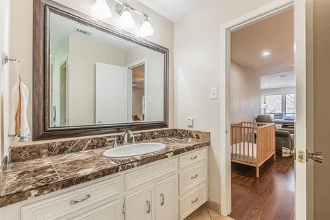 $687,000 | 18 Crosslands Road, Benbrook, TX 76132