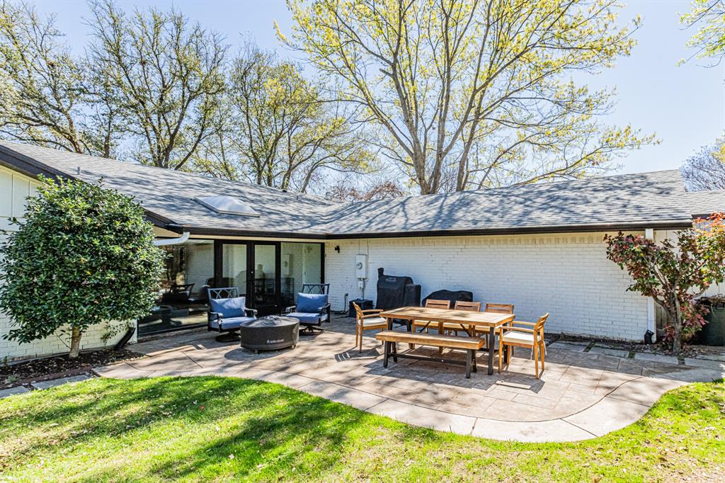 18 Crosslands Road Benbrook, TX 76132 - Photo 37 of 39