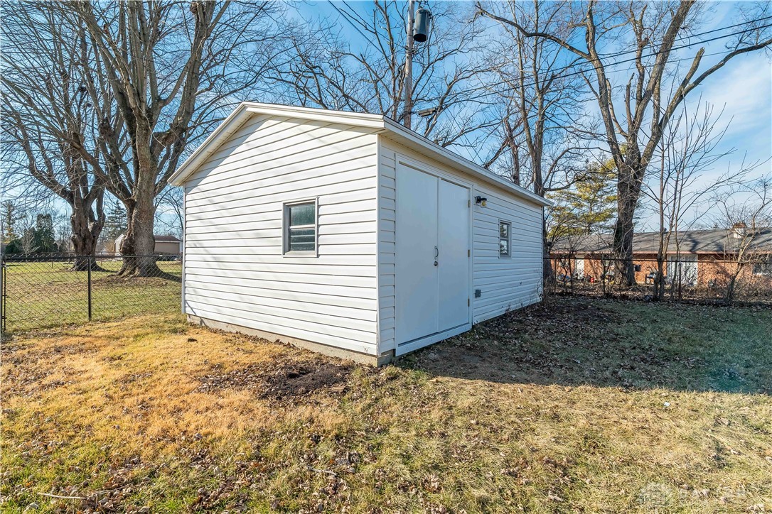 401 Stuckhardt Road Dayton, OH 45426 - Photo 27 of 31 Gallery Image 27