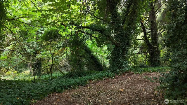 $550,000 | 11000 Xx State Highway Northeast, Bainbridge Island, WA 98110