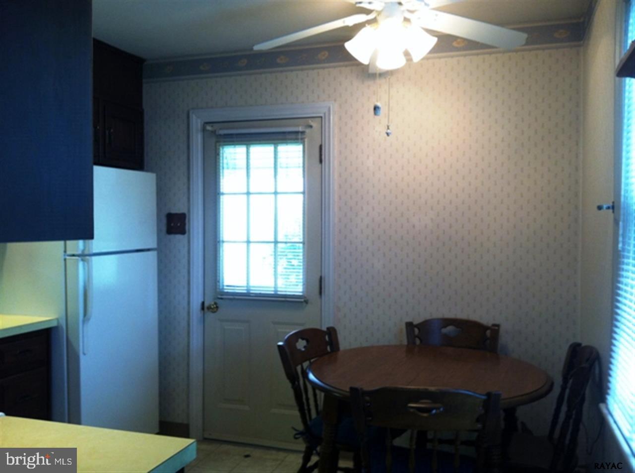 409 Maple Street Manchester, PA 17345 - Photo 16 of 35 Gallery Image 16