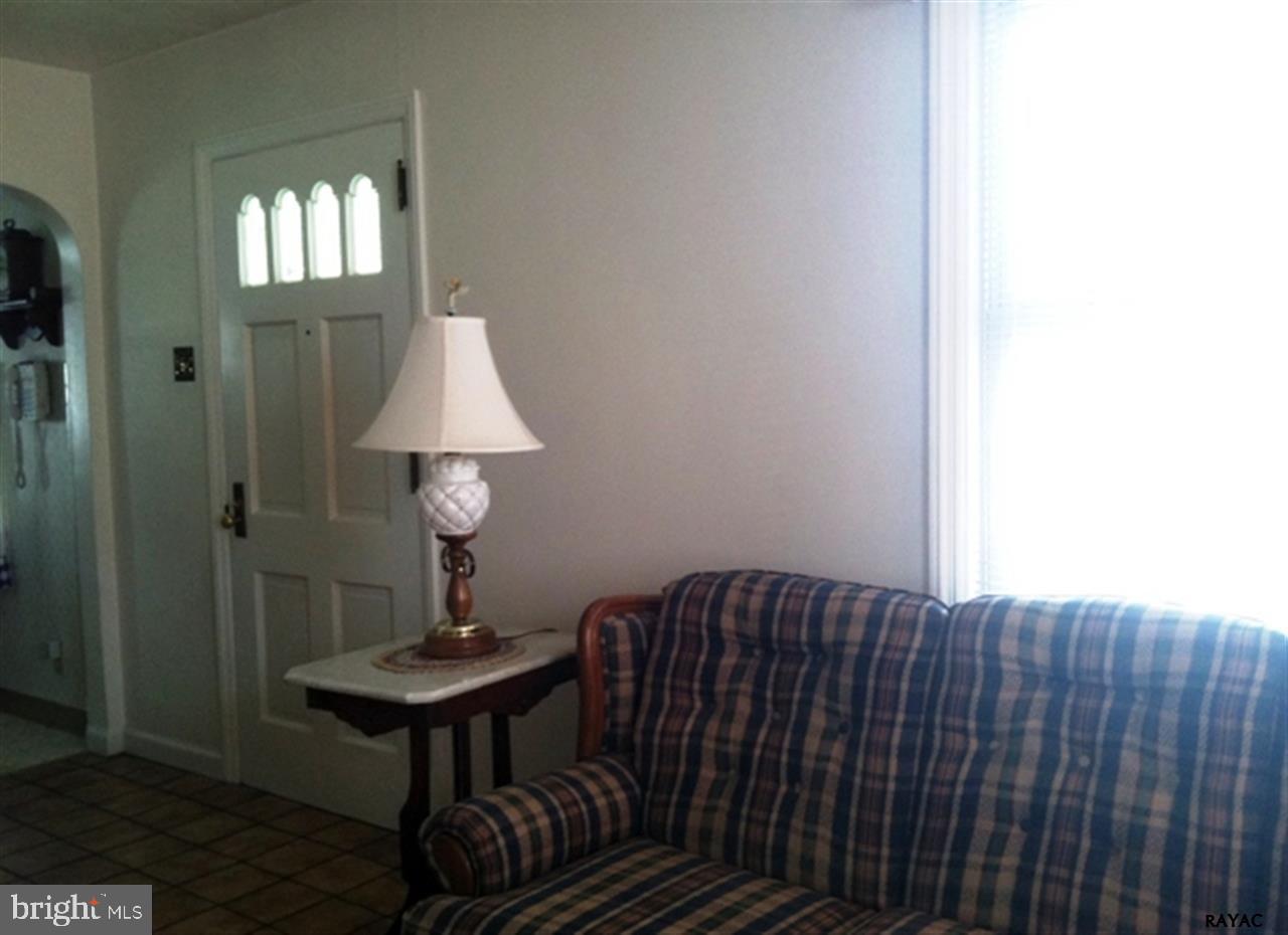 409 Maple Street Manchester, PA 17345 - Photo 20 of 35 Gallery Image 20