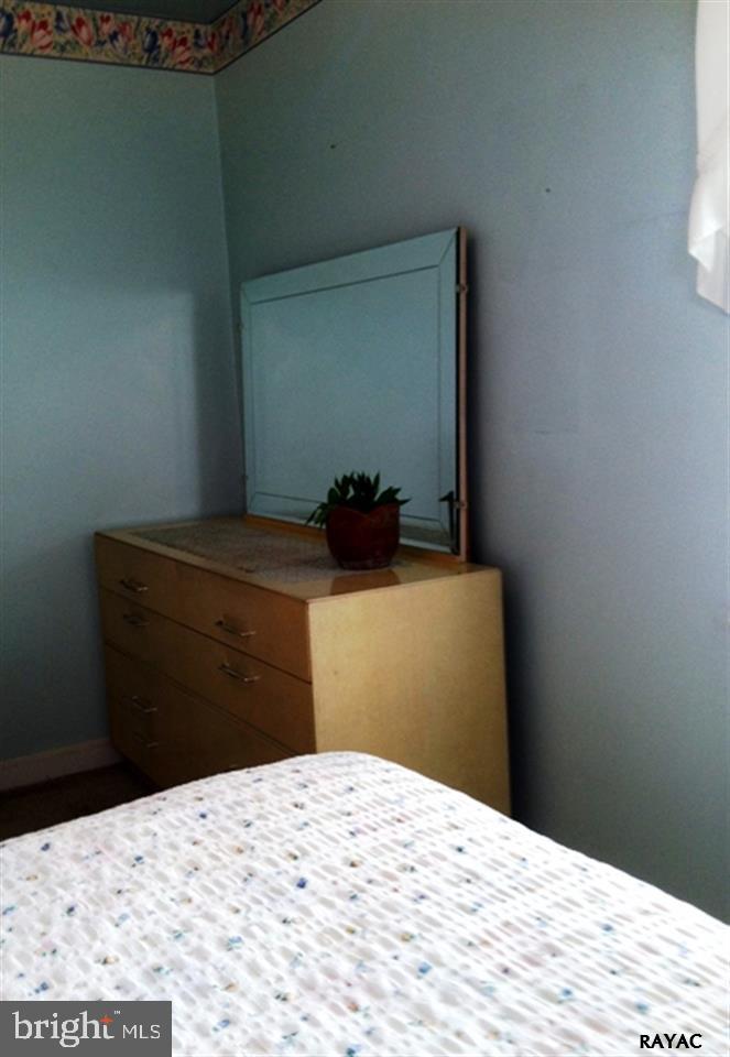 409 Maple Street Manchester, PA 17345 - Photo 25 of 35 Gallery Image 25