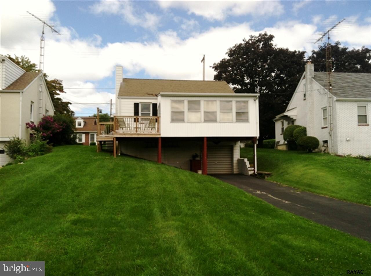 409 Maple Street Manchester, PA 17345 - Photo 9 of 35 Gallery Image 9