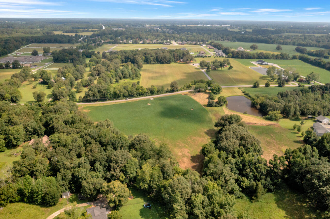 1363 Wiswell Road West Murray, KY 42071 - Photo 1 of 16 4-DJI-0589