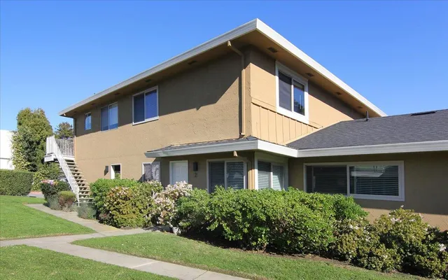 $650,000 | 4435 Diamond Street, Unit 2, Capitola, CA 95010