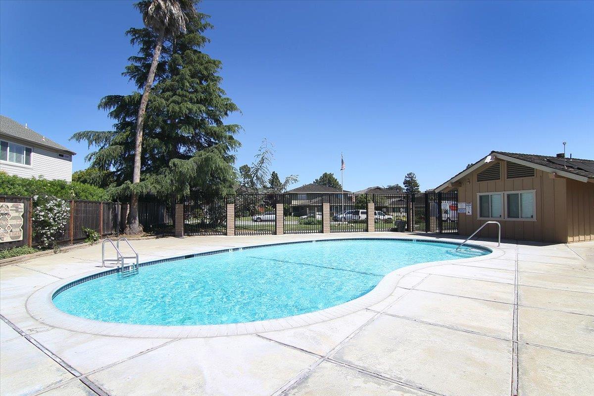 4435 Diamond Street, Unit 2 Capitola, CA 95010 - Photo 14 of 18