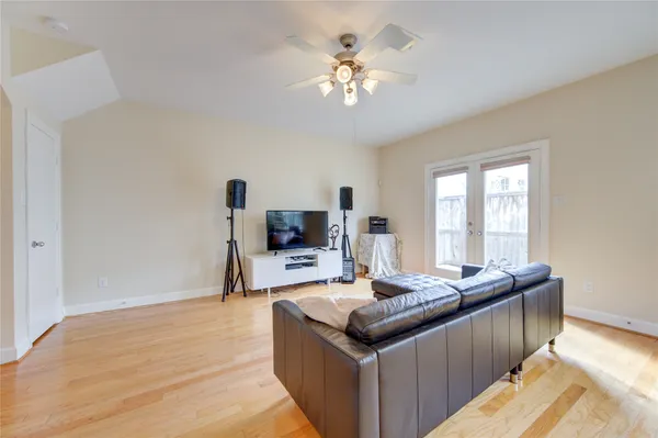 $1,999 | 3707 Main Poplar Drive, Houston, TX 77025