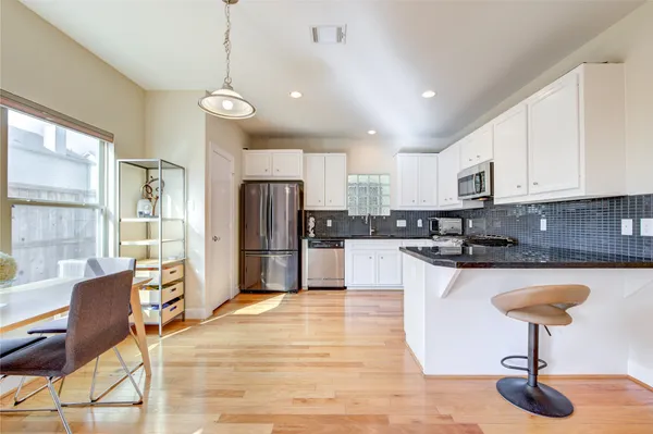 $1,999 | 3707 Main Poplar Drive, Houston, TX 77025