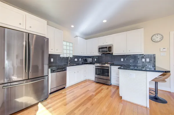 $1,999 | 3707 Main Poplar Drive, Houston, TX 77025