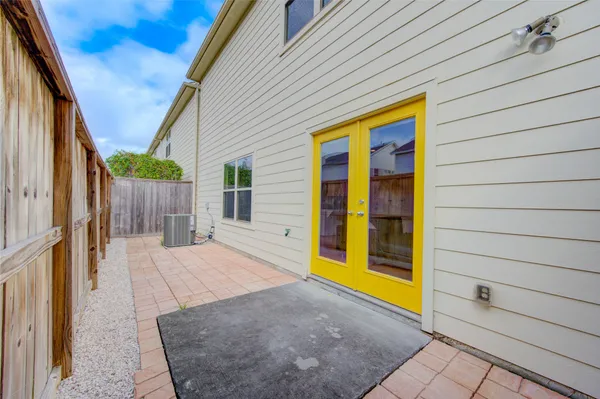 $1,999 | 3707 Main Poplar Drive, Houston, TX 77025