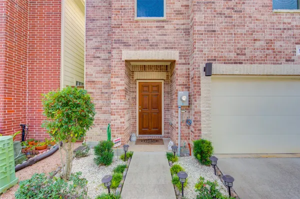 $1,999 | 3707 Main Poplar Drive, Houston, TX 77025